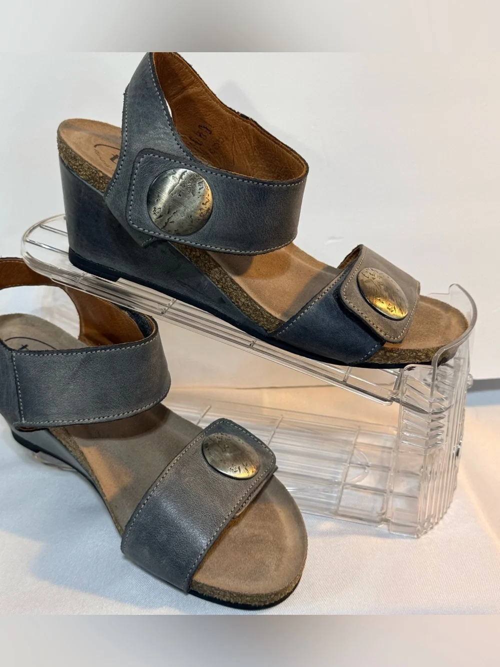 Taos Leather Wedge Sandals Gray Adjustable Comfort Sandals EU 38 US 7.5